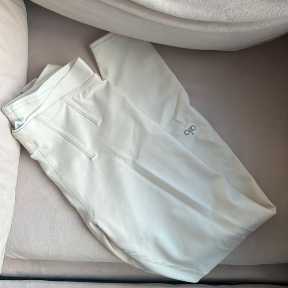 Alo Yoga Cream Leggings